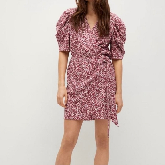 Mango Dresses & Skirts - Mango Romantic  Floral Wrap Dress Printed Dress with Puff Sleeves Size 4
